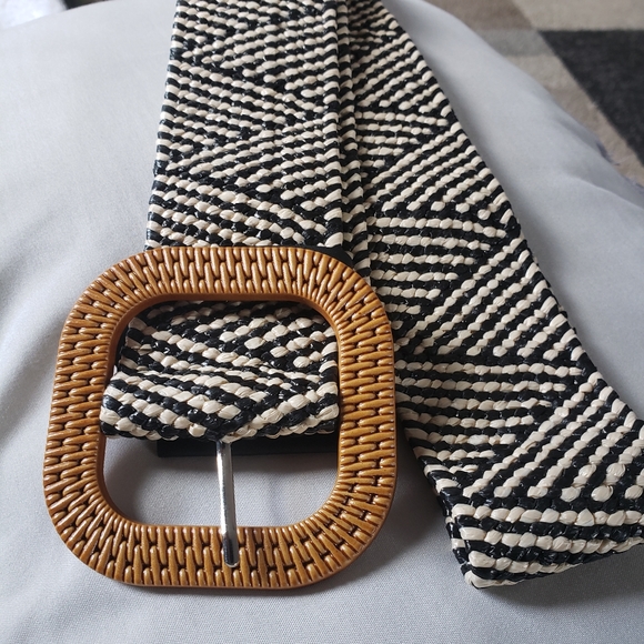 Boho Square Buckle Belt - Picture 5 of 6